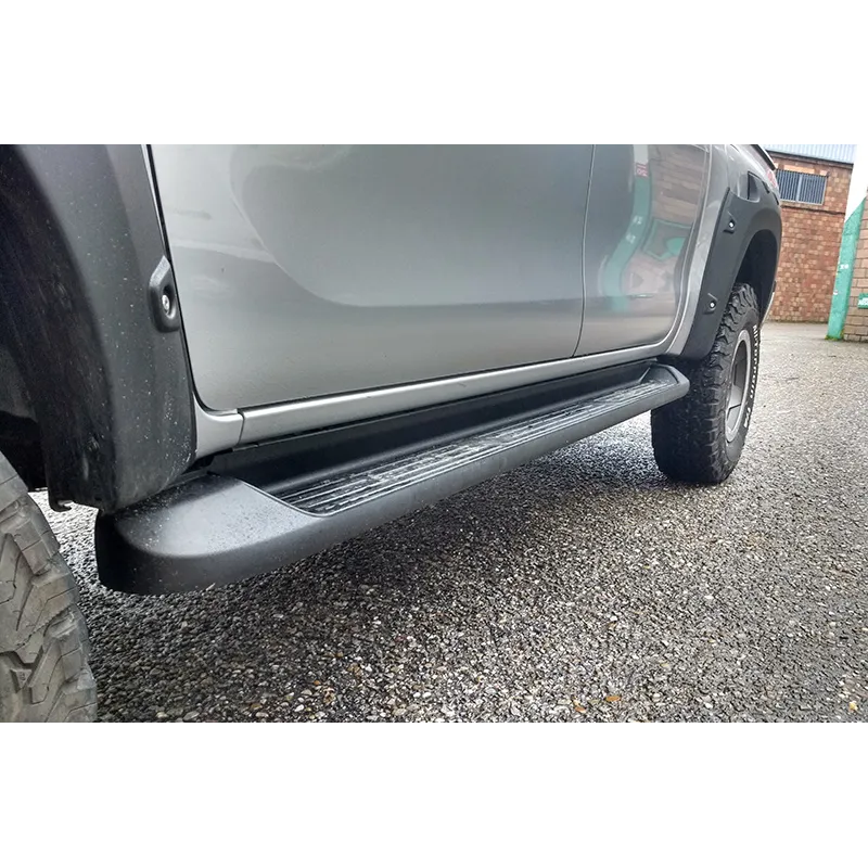 Estribos plataforma tipo OE Toyota Hilux 2016-