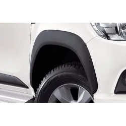 Aletines en ABS negro +25mm para Toyota Hilux Revo 2016-